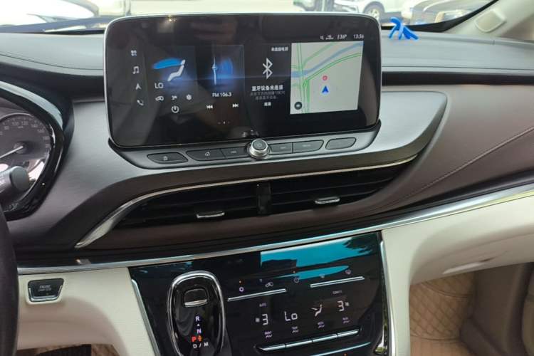 Used Buick GL8 2021 Land Cruiser Executive Class 652T Smart Luxury Model Audio And AC Panel