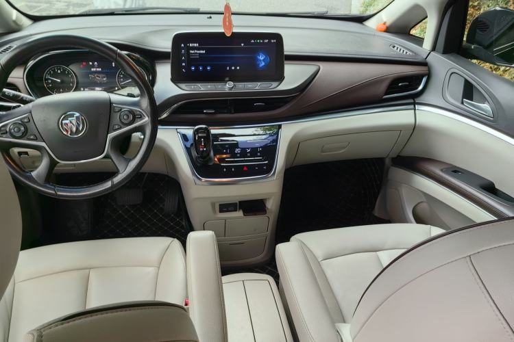 Used Buick GL8 2021 Land Cruiser Executive 652T Premium Model Audio And AC Panel