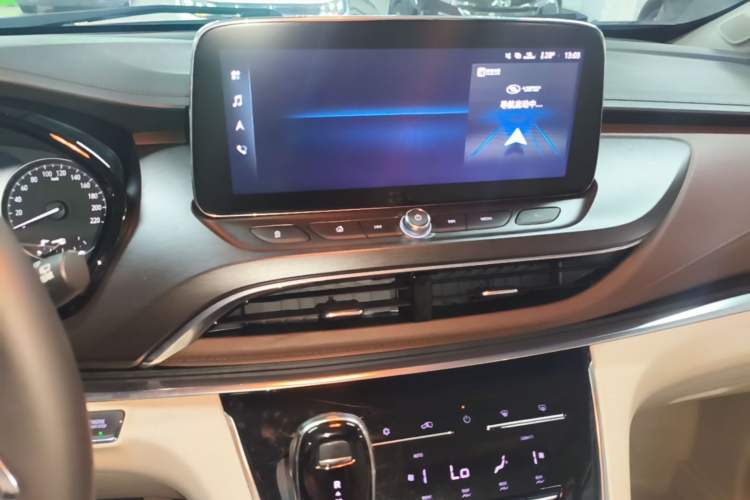 Used Buick GL8 2021 Land Cruiser Executive Class 652T Luxury Edition with Welfare Features Audio And AC Panel