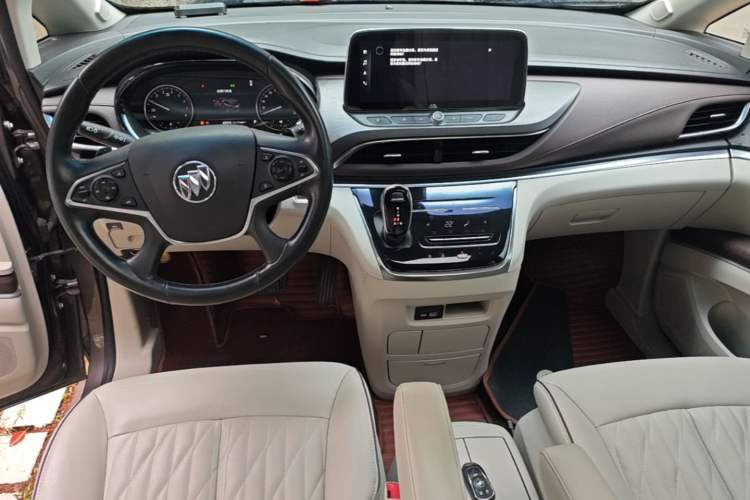 Used Buick GL8 2021 Land Cruiser Executive Class 652T Smart Luxury Model Center Console