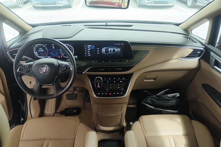 Used Buick GL8 2021 ES Landtrek 653T Luxury Model Center Console