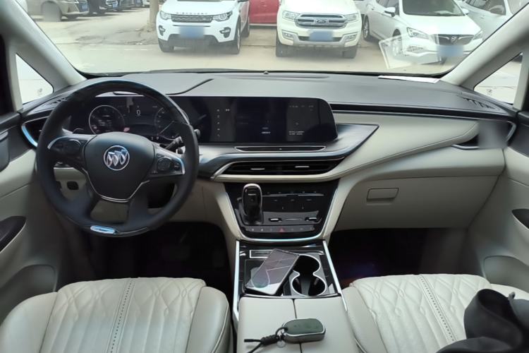 Used Buick GL8 2021 ES Landtrek 653T Comfort Edition Center Console