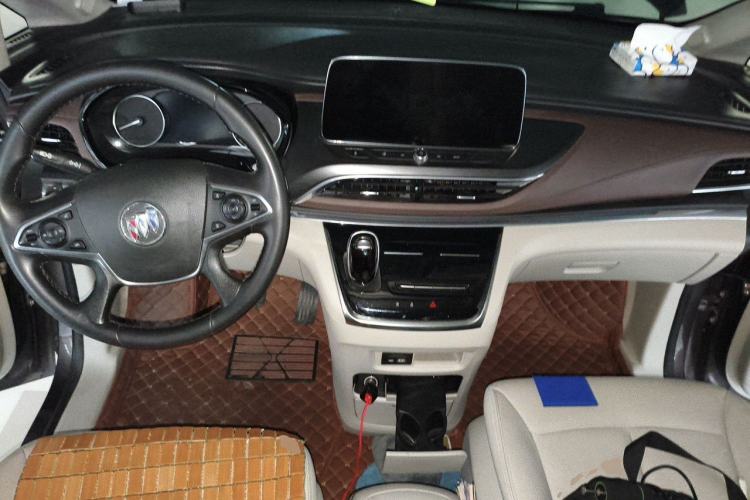 Used Buick GL8 2021 Land Cruiser Executive Class 652T Luxury Model Center Console