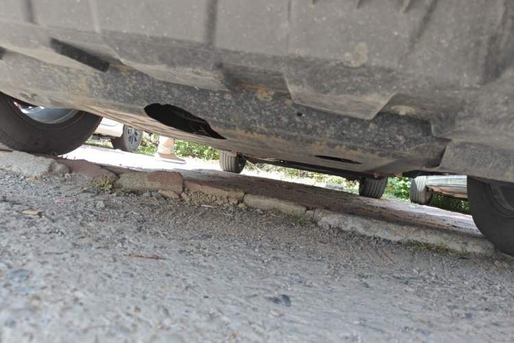 Used Buick GL8 2021 Land Cruiser Executive Class 652T Luxury Model Chassis Front