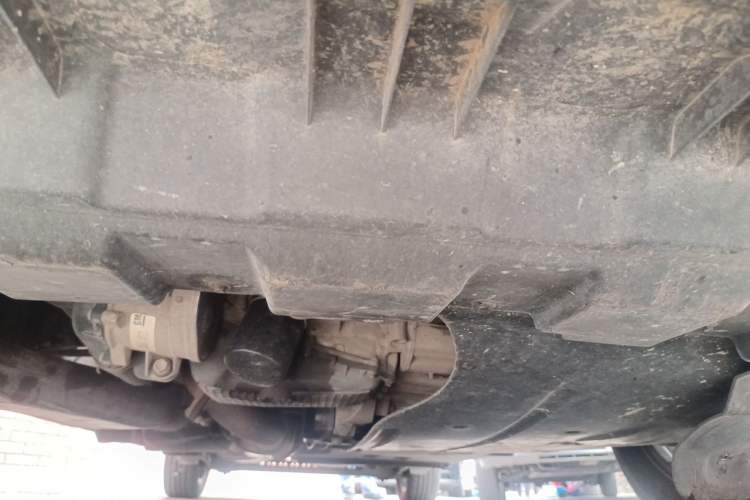 Used Buick GL8 2021 Land Cruiser Executive Class 652T Luxury Model Chassis Front