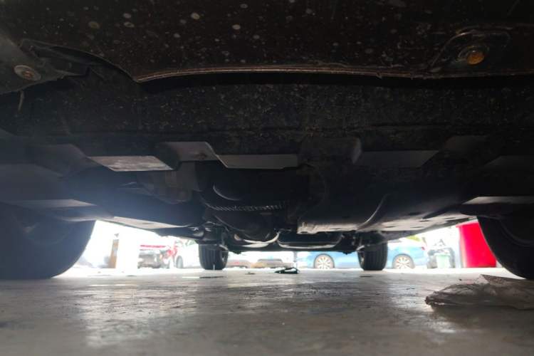 Used Buick GL8 2021 Land Cruiser Executive Class 652T Luxury Model Chassis Front
