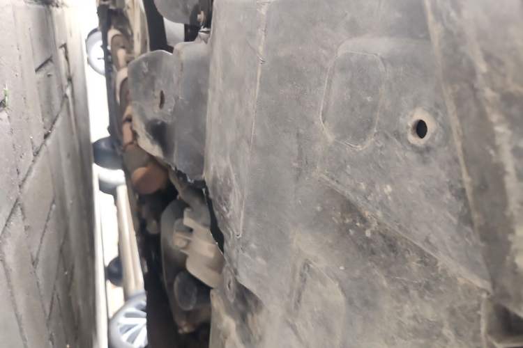 Used Buick GL8 2021 Land Cruiser Executive Class 652T Luxury Model Chassis Front