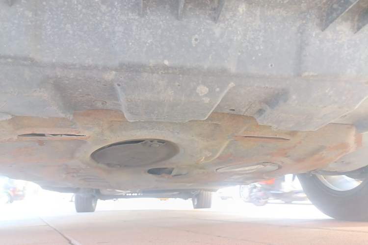 Used Buick GL8 2021 Land Cruiser Executive Class 652T Luxury Model Chassis Front