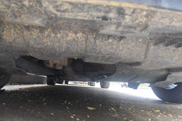 Used Buick GL8 2021 Land Cruiser Executive Class 652T Comfort Model Chassis Front
