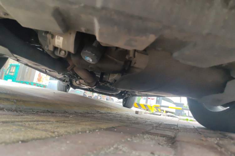 Used Buick GL8 2021 Land Cruiser Executive Class 652T Comfort Model Chassis Front