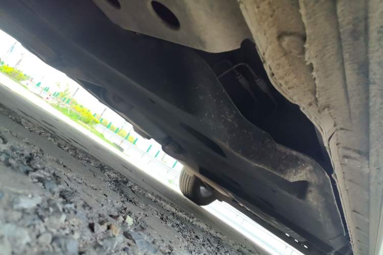 Used Buick GL8 2021 Land Cruiser Executive Class 652T Smart Luxury Model Chassis Front Left