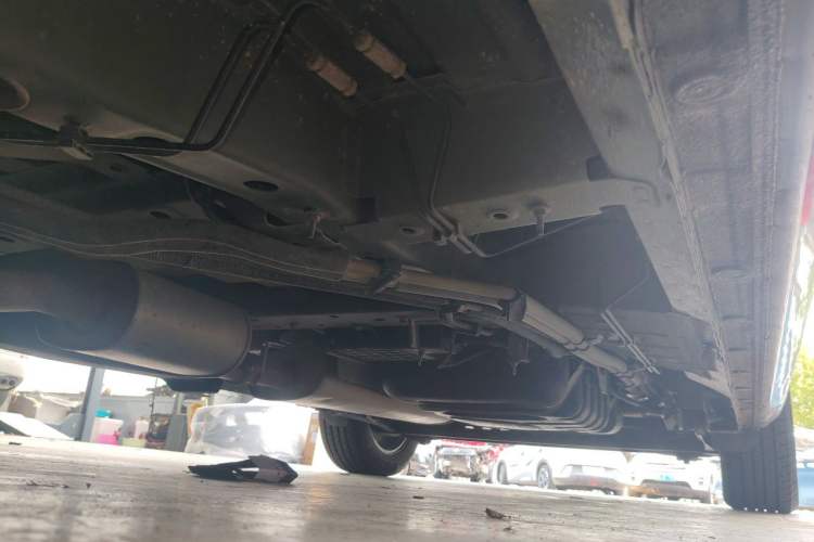 Used Buick GL8 2021 Land Cruiser Executive Class 652T Luxury Model Chassis Front Left
