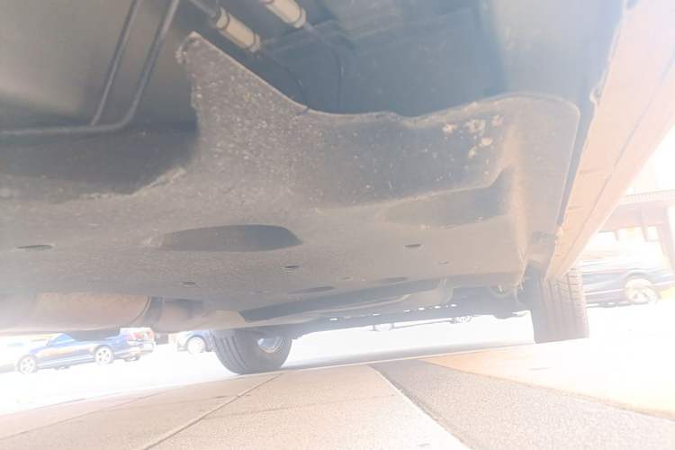 Used Buick GL8 2021 Land Cruiser Executive Class 652T Luxury Model Chassis Front Left