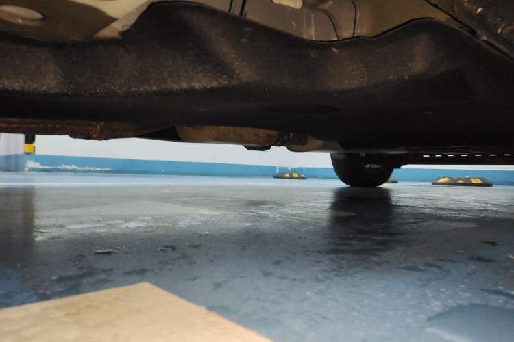 Used Buick GL8 2021 Land Cruiser Executive Class 652T Luxury Model Chassis Front Left