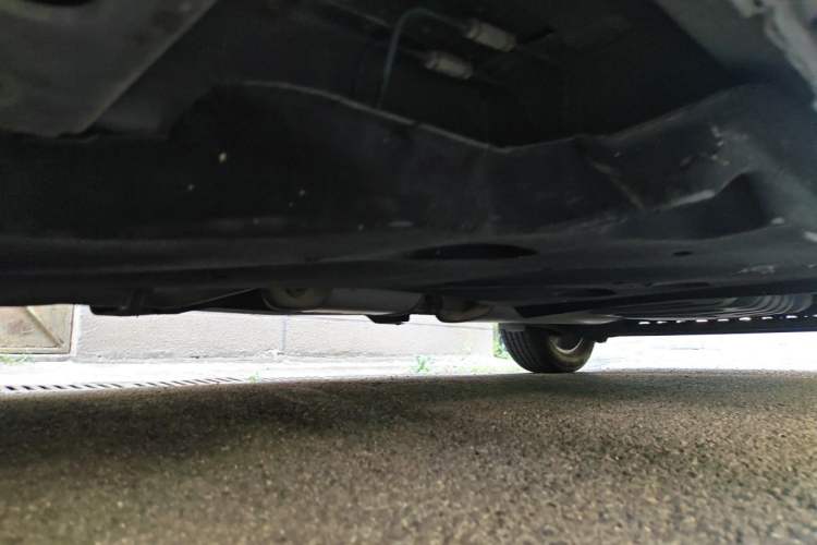 Used Buick GL8 2021 Land Cruiser Executive Class 652T Luxury Model Chassis Front Left