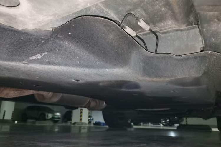 Used Buick GL8 2021 Land Cruiser Executive Class 652T Luxury Model Chassis Front Left