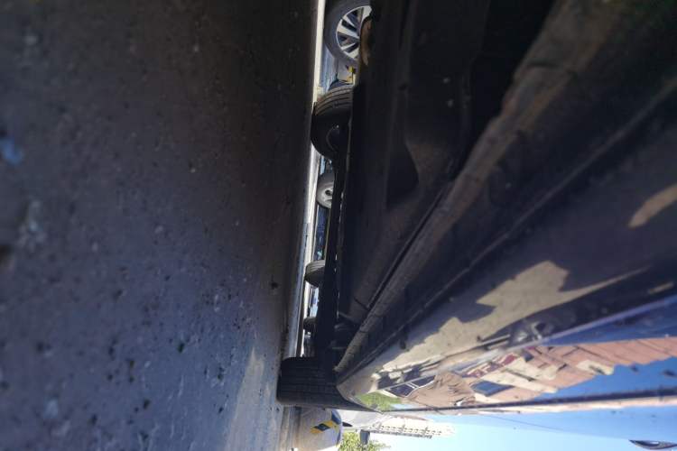 Used Buick GL8 2021 Land Cruiser Executive Class 652T Luxury Model Chassis Front Left