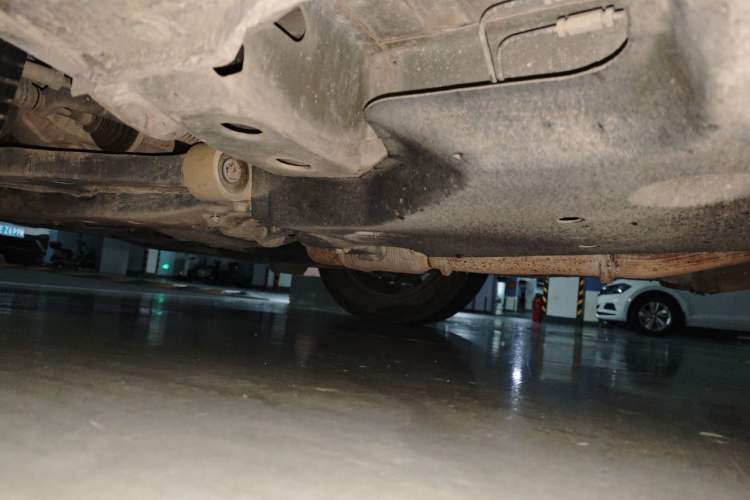 Used Buick GL8 2021 Land Cruiser Executive Class 652T Comfort Model Chassis Front Left