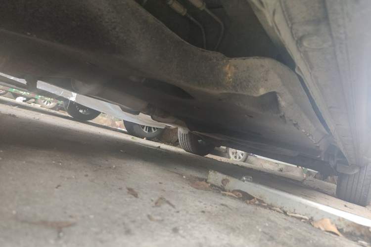 Used Buick GL8 2021 Land Cruiser Executive Class 652T Comfort Model Chassis Front Left