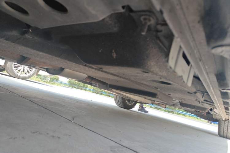 Used Buick GL8 2021 ES Landtrek 653T Luxury Model Chassis Front Left