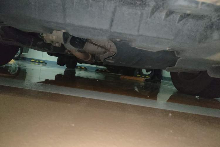 Used Buick GL8 2021 Land Cruiser Executive Class 652T Luxury Model Chassis Front