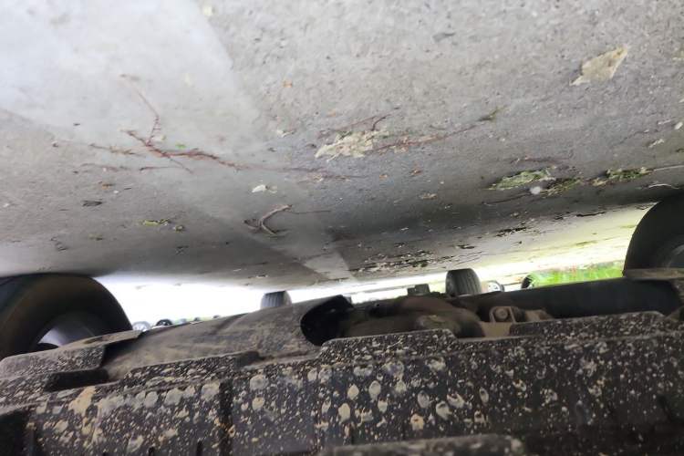 Used Buick GL8 2021 Land Cruiser Executive Class 652T Comfort Model Chassis Front