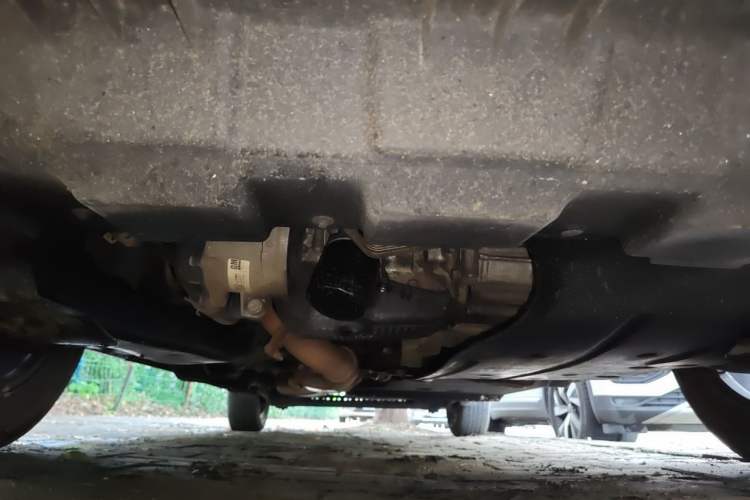 Used Buick GL8 2021 Land Cruiser Executive Class 652T Luxury Model Chassis Front