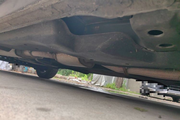 Used Buick GL8 2021 Land Cruiser Executive Class 652T Comfort Model Chassis Front Right