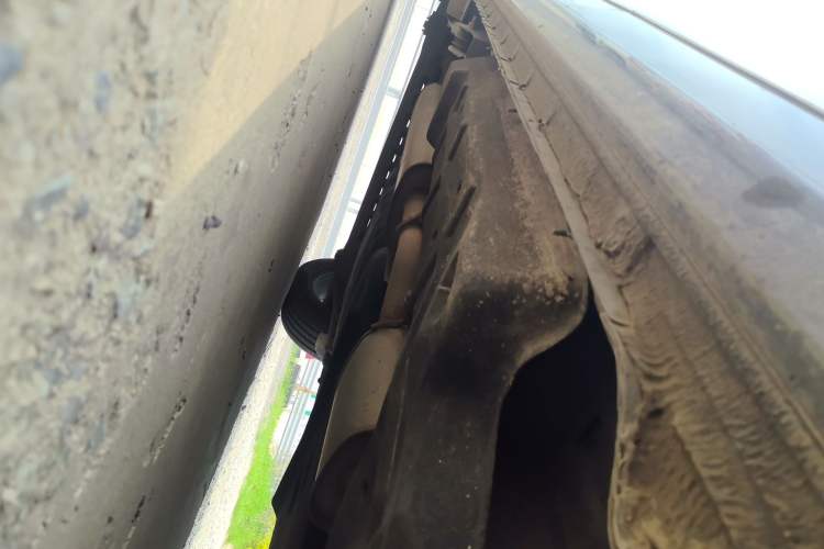 Used Buick GL8 2021 Land Cruiser Executive Class 652T Smart Luxury Model Chassis Front Right