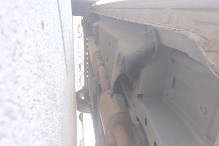 Used Buick GL8 2021 Land Cruiser Executive Class 652T Luxury Model Chassis Front Right