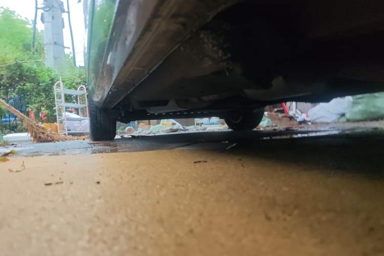 Used Buick GL8 2021 Land Cruiser Executive Class 652T Smart Luxury Model Chassis Front Right