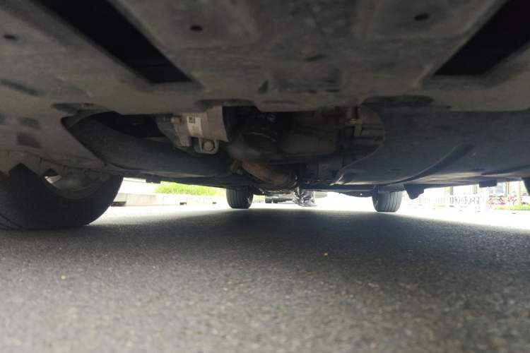 Used Buick GL8 2021 ES Landtrek 653T Comfort Edition Chassis Front