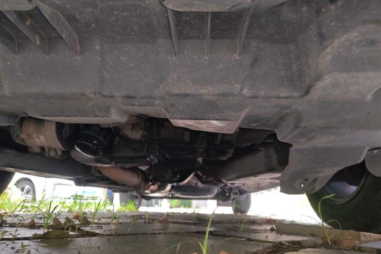 Used Buick GL8 2021 Land Cruiser Executive Class 652T Luxury Model Chassis Front
