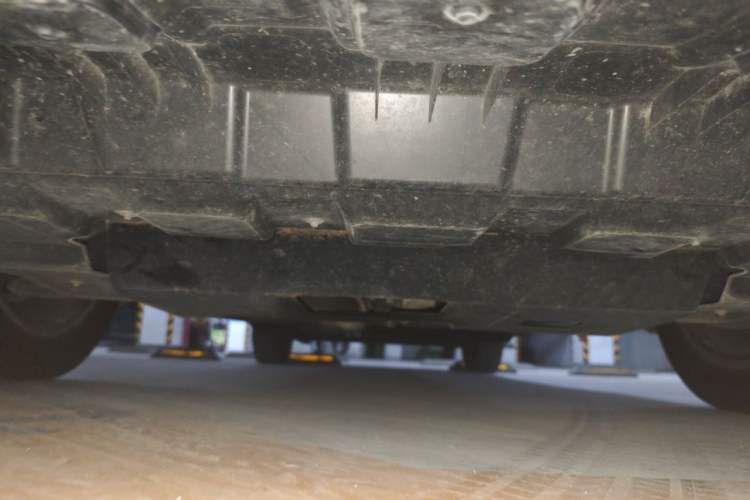 Used Buick GL8 2021 Land Cruiser Executive Class 652T Luxury Model Chassis Front