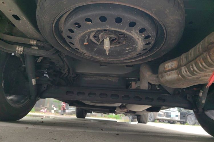 Used Buick GL8 2021 Land Cruiser Executive Class 652T Comfort Model Chassis Rear