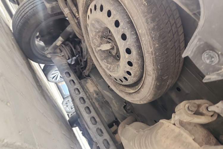 Used Buick GL8 2021 Land Cruiser Executive Class 652T Luxury Model Chassis Rear