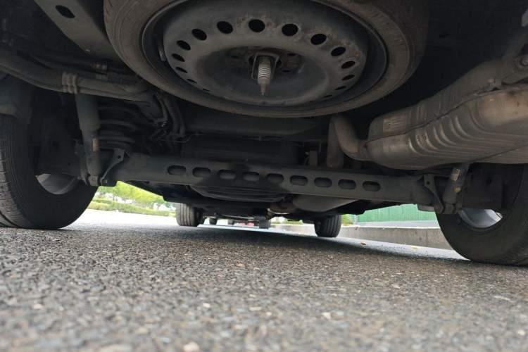 Used Buick GL8 2021 Land Cruiser Executive Class 652T Luxury Model Chassis Rear