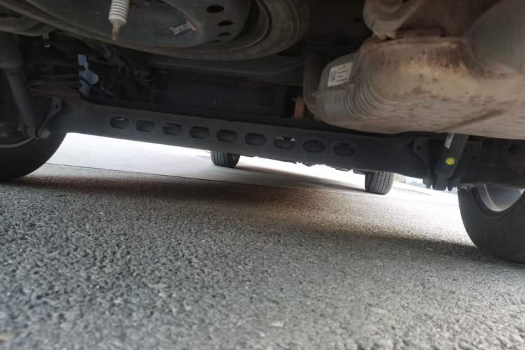 Used Buick GL8 2021 Land Cruiser Executive Class 652T Comfort Model Chassis Rear