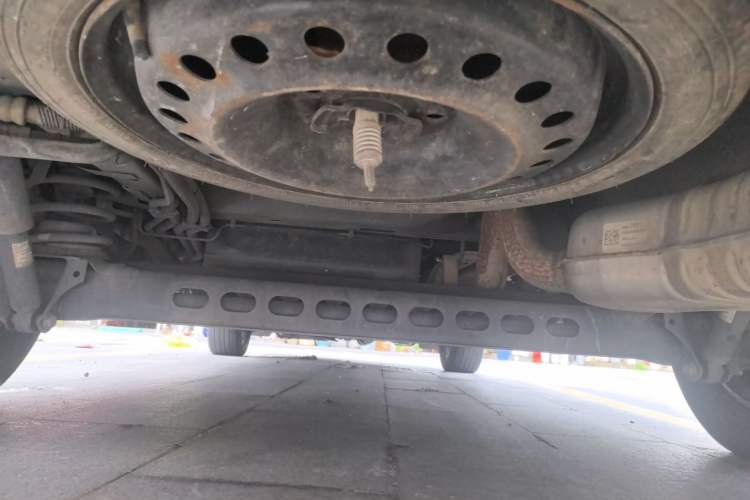 Used Buick GL8 2021 Land Cruiser Executive Class 652T Luxury Model Chassis Rear