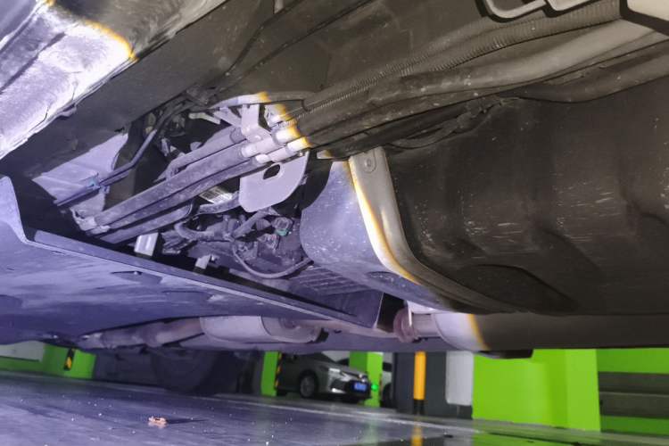 Used Buick GL8 2021 Land Cruiser Executive Class 652T Comfort Model Chassis Rear Left
