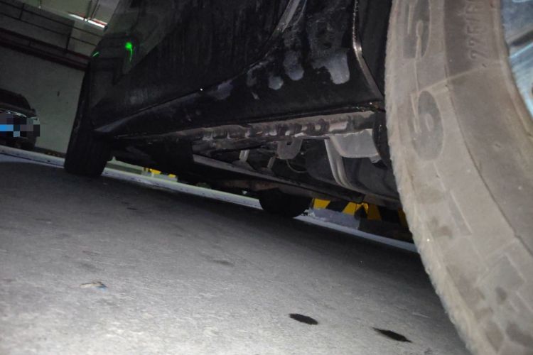 Used Buick GL8 2021 Land Cruiser Executive Class 652T Comfort Model Chassis Rear Left
