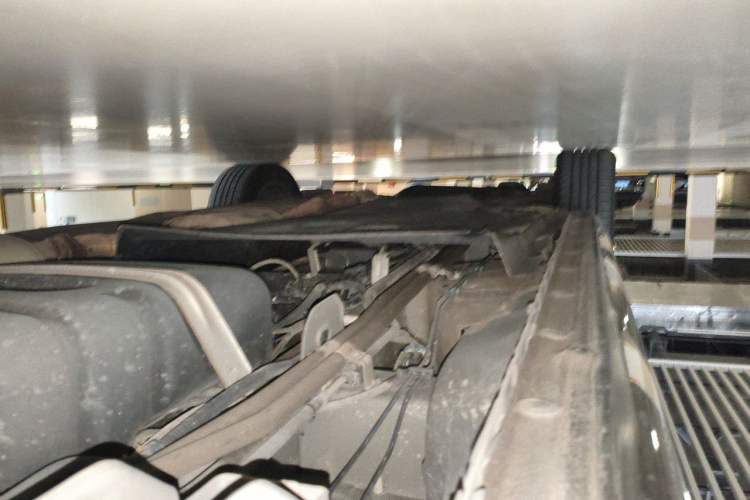 Used Buick GL8 2021 Land Cruiser Executive Class 652T Luxury Model Chassis Rear Left
