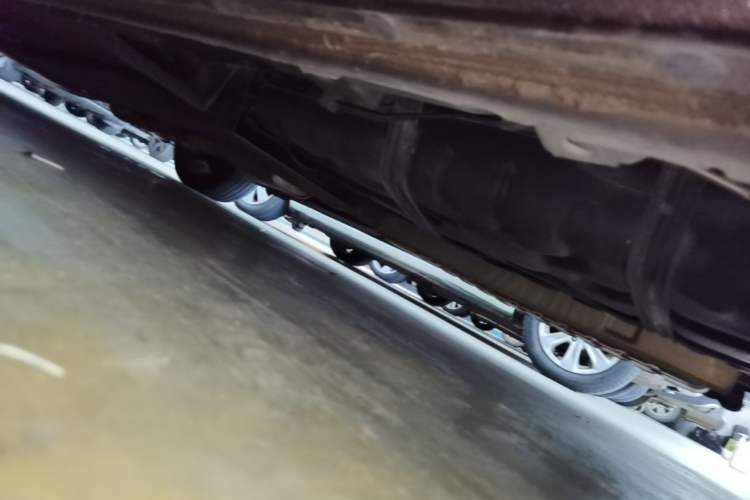 Used Buick GL8 2021 ES Landtrek 653T Comfort Edition Chassis Rear Left