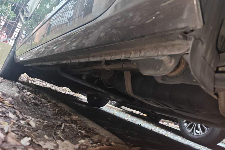 Used Buick GL8 2021 Land Cruiser Executive Class 652T Luxury Model Chassis Rear Left