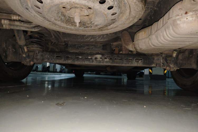 Used Buick GL8 2021 Land Cruiser Executive Class 652T Comfort Model Chassis Rear