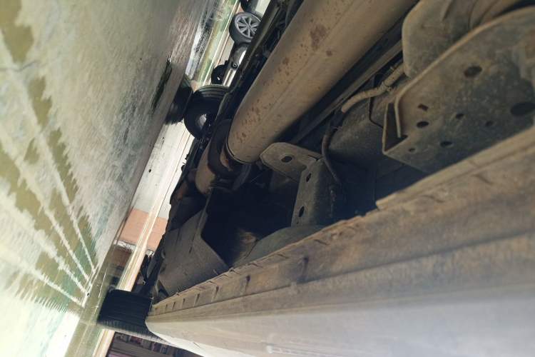 Used Buick GL8 2021 Land Cruiser Executive Class 652T Comfort Model Chassis Rear Right