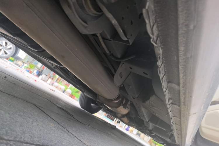 Used Buick GL8 2021 Land Cruiser Executive Class 652T Luxury Model Chassis Rear Right