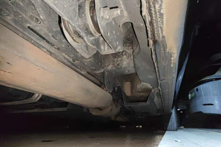 Used Buick GL8 2021 Land Cruiser Executive 652T Premium Model Chassis Rear Right