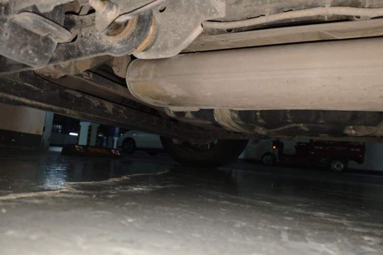 Used Buick GL8 2021 Land Cruiser Executive Class 652T Comfort Model Chassis Rear Right