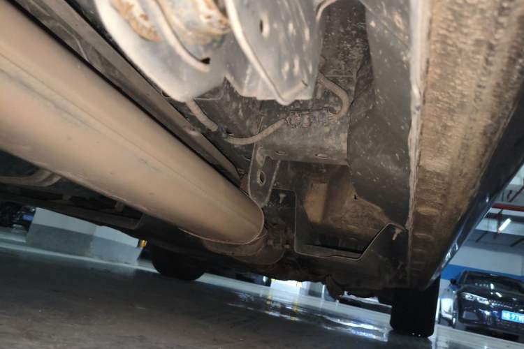 Used Buick GL8 2021 Land Cruiser Executive Class 652T Comfort Model Chassis Rear Right
